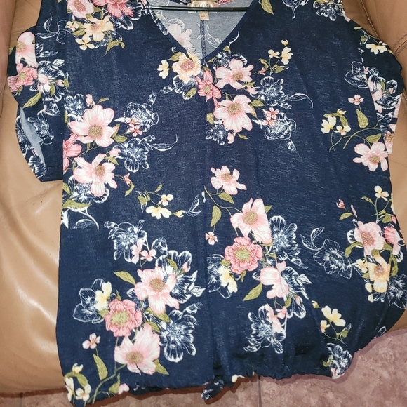 Women's T-shirt - Picture 3 of 3